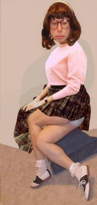 audrey
Keywords: stockings bra cd cotton crossdresser cute effeminate feminine girlie girly heels legs miniskirt knickers panties underwear undies upskirt pretty transvestite