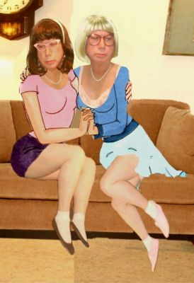 betty and veronica
Keywords: bobby socks saddle shoes poodle skirt ankle