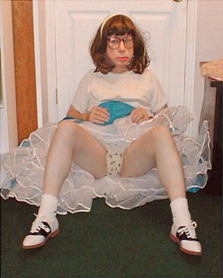 petticoat bobby-soxer
Keywords: stockings bra cd cotton crossdresser cute effeminate feminine girlie girly heels legs miniskirt knickers panties underwear undies upskirt pretty transvestite