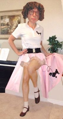 poodle skirt mommy
Keywords: bobby socks saddle shoes poodle skirt ankle